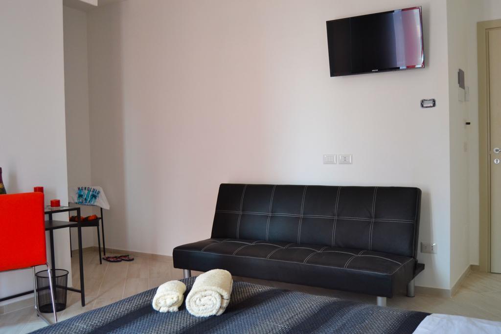 Bed and Breakfast Sottosopra Маргерита-ди-Савойя Экстерьер фото